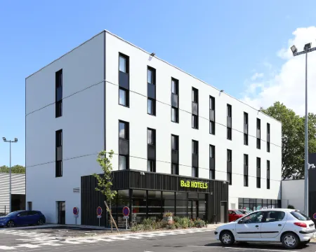 B&Bホテルエペルネイ エペルネーのホテル