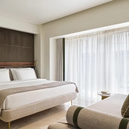 Anthology of Athens, The Leading Hotels of the World