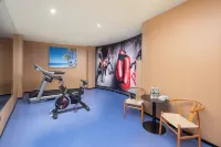 Xinlong Intelligent Hotel (Longyan Wanbao Plaza East Station) - Gym