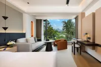 Guilin Mingjiang Hotel (Two Rivers and Four Lakes Elephant Trunk Hill)