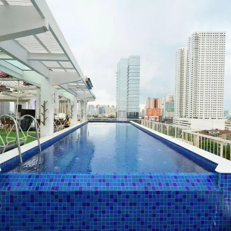 Selah Pods Hotel Manila