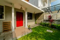 Dhome by Riana Hotels in Pakis