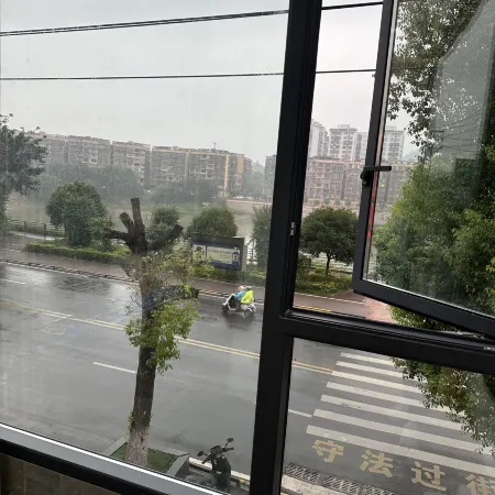 MENG YU BUS NESS HOTEL