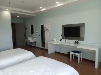 Ejin Banner Mengya International Hotel