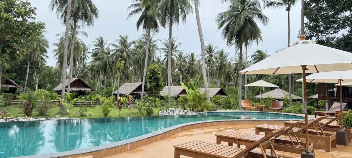 COCO Canopy Boutique Resort Hotels in Nuea Khlong