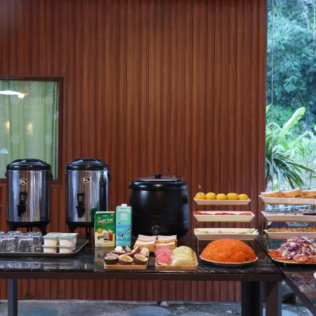 Cat Ba Serena Homestay And Swimming Pool