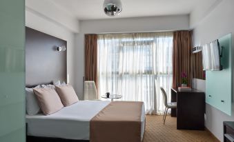 Breeze Boutique Athens