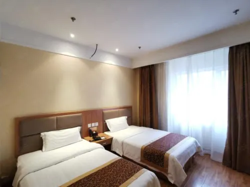Linyi Chunlin Hotel