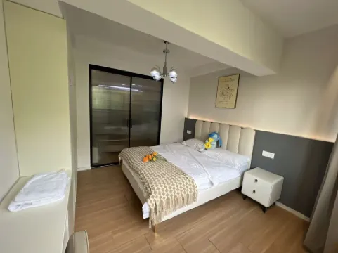 Ruyuan Apartment (Shanghai New International Expo Center Huamu Road Store)