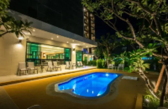 L Hotel Hotel berhampiran Phra Mahathat Kaen Nakhon (Wat Nong Wang)