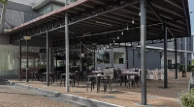 Kingston Hotel 16 @ Legoland Johor Bahru formerly known as Amansari Hotel Nusajaya โรงแรมใกล้Larkin Johor Sultan Ibrahim Stadium