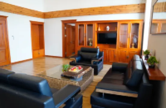 Fengye Tourist Holiday Hotel