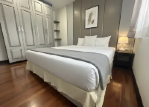 เจทาวน์ เซอร์วิซ อพาร์ตเมนต์ โรงแรมใกล้Pacific Park Sriracha