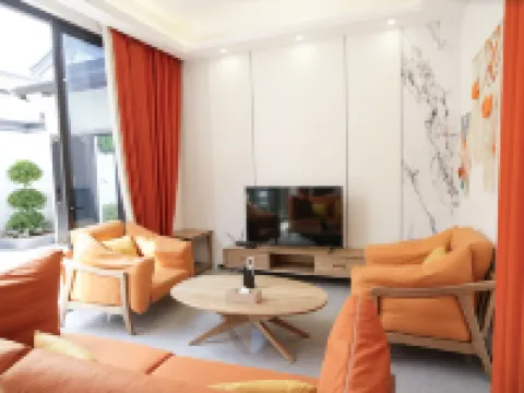 Qingyuan Jihuayuan Hudiewan Hot Springs Villa