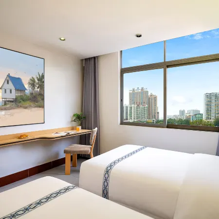 Fudian Hotel (Beihai High-speed Railway Station No.8 Middle School Branch)