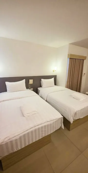 สแตนดาร์ดทวินทาวเวอร์1