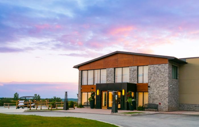 Mount Alverno Luxury Resorts