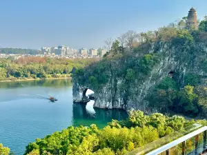 Jolie Vue Bontique Hotel（Elephant Trunk Hill and Two Rivers and Four Lakes ）