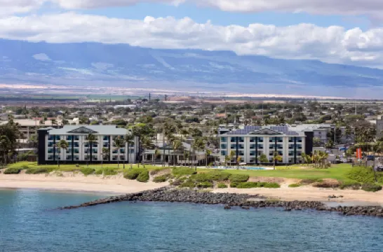 Hampton Inn & Suites by Hilton Maui North Shore Hotels near Kahului Harbor Pier