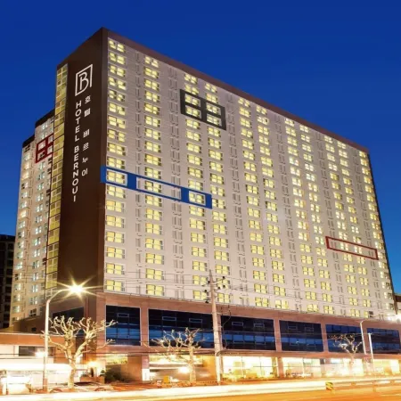 Hotel Bernoui Seoul Отели рядом с достопримечательностью «Стадион «Пучхон»»