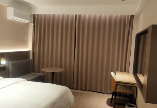 Lido Hotel Hotel Overview