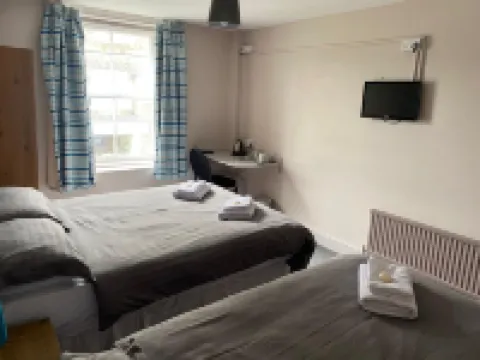 Hampton Hotel & Restaurant โรงแรมใน