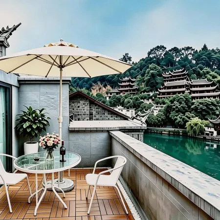 Qingping · Jian Homestay (Zhenyuan Ancient Town)