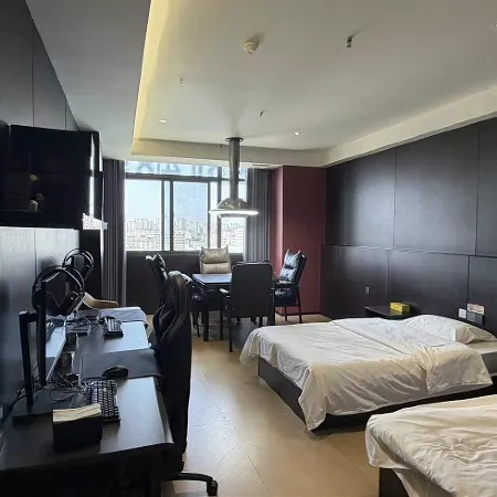 鈦度電競酒店