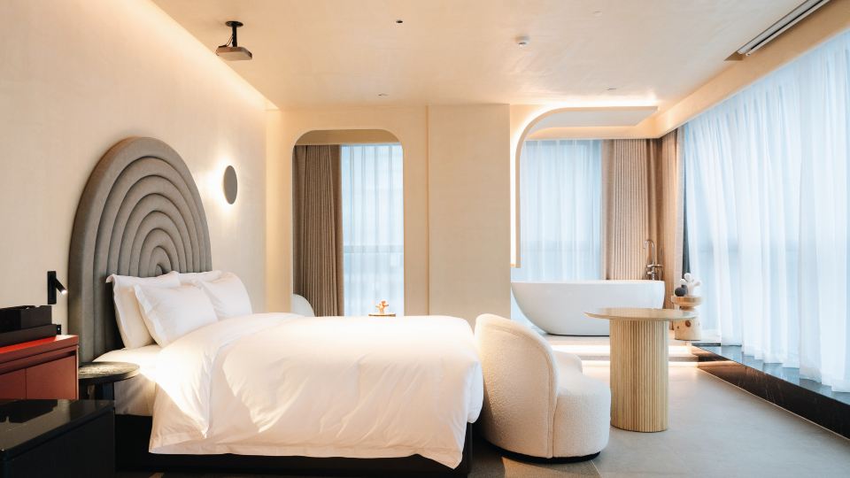 Lensay Hotel
