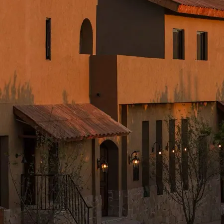 Fangyuan · AROMA Holiday Accommodation