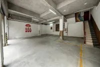 Ruihua Hotel (Zhenjiangge Branch, Zhenyuan Ancient Town) - موقف سيارات