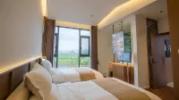 Mushi Music-Themed Vacation Apartment - موقف سيارات