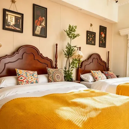 Ili Yining Qinheju Courtyard Homestay