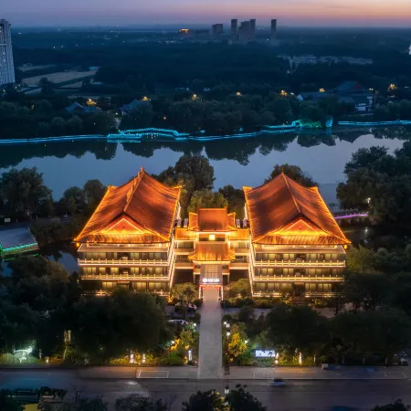 YE BO DONG FANG HOTEL QUFU