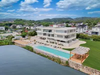 Floral Lux Hotel Oasis Lakeview Hot Spring Inn - Infinity Pools