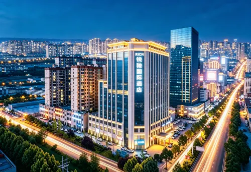 Zhangye Ruichi International Hotel (Zhangye West High-speed Railway Station Aegean Shopping Mall) - balcony