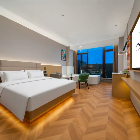 Grand Rezen Hotel Zhaosu (Tianma International Tourism Cultural Plaza Jiefang Street)