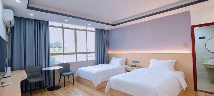 Kingswood Hotel Ξενοδοχεία στην πόλη Τσανγκζιάνγκ