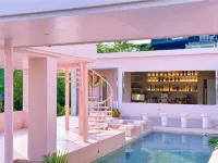 Flowering Villa - بار