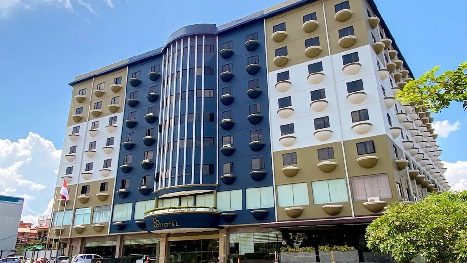 89 Hotel