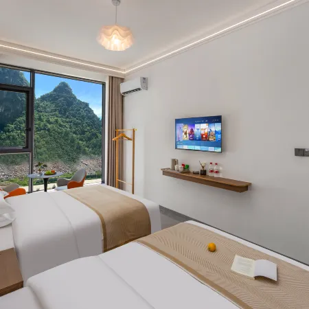 Xinyue Mountain Lodge (Yangshuo High-Speed Railway Station)