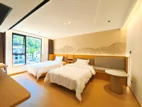 Heishui Four Seasons Holiday Hotel - 2 Sao