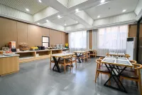 如家派柏雲飯店（大連旅順大商新瑪特店） - 2 星級