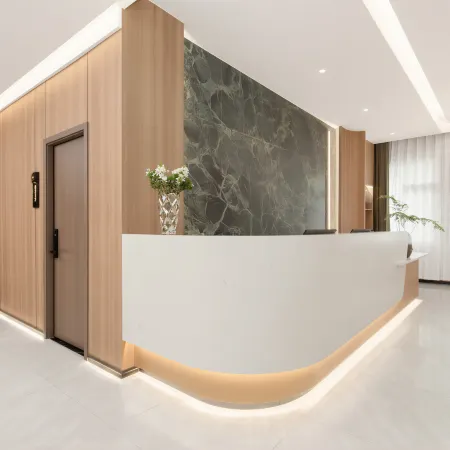 Lantingju Hotel (Xinyang Railway Station Branch)