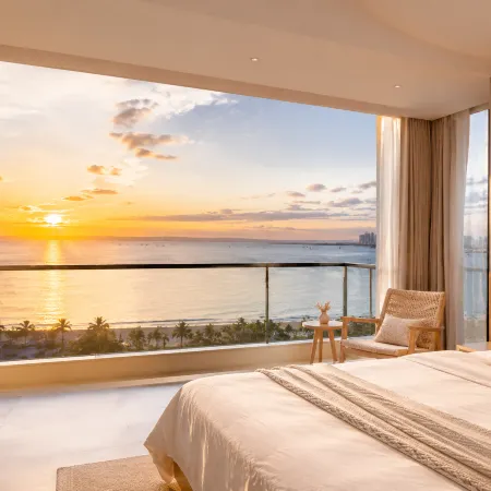 Jinshi Seaview Hotel (Beihai Silver Beach)