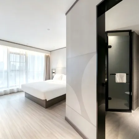 HanTing Hotel (Hangzhou Tonglu Central Plaza)