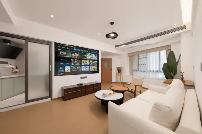Meiyi Light Luxury Hotel (Zhangjiajie Pedestrian Street Dayong Ancient City Branch)