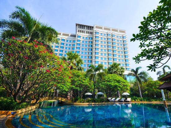 โรงแรมรามาการ์เด้นส์ กรุงเทพ