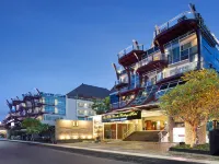 庫塔海灘遺產飯店 - 由雅高飯店集團管理 庫塔廣場（Kuta Square）附近的飯店