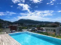 LullaBella Hotel Patong - Kolam Renang